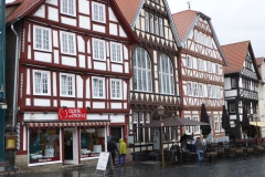 p1000923