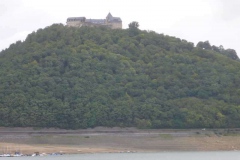 p1000977